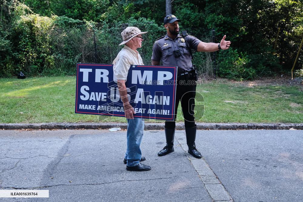 Trump Surrenders At Georgia Jail - Atlanta