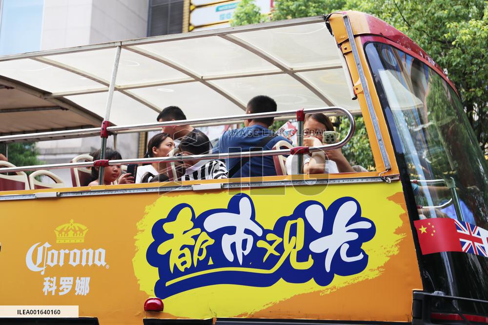 Open-top Bus Disappear in Shanghai