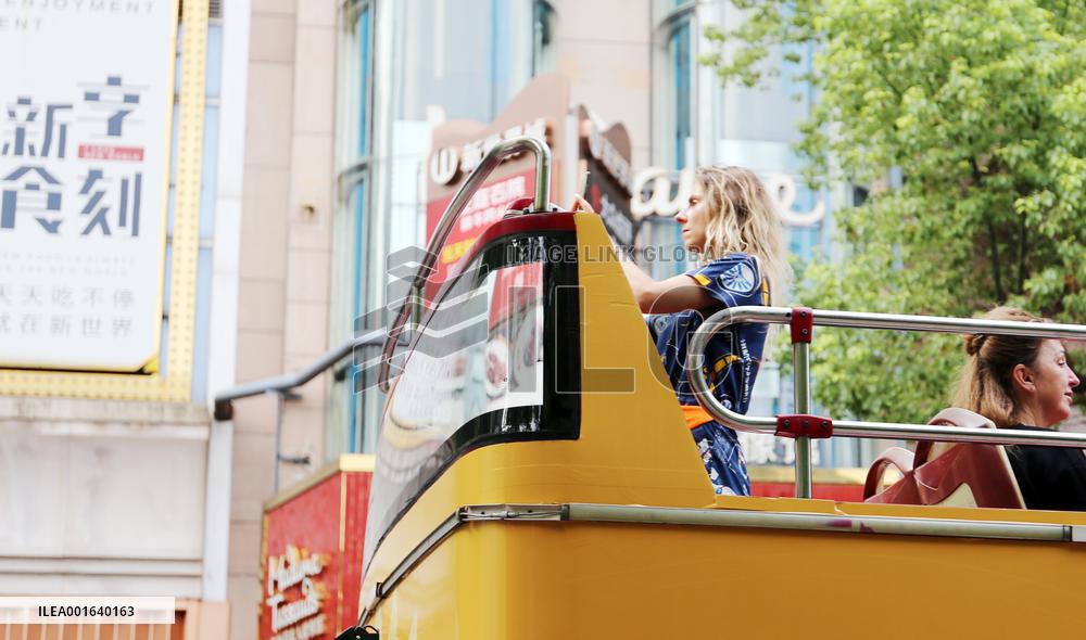 Open-top Bus Disappear in Shanghai