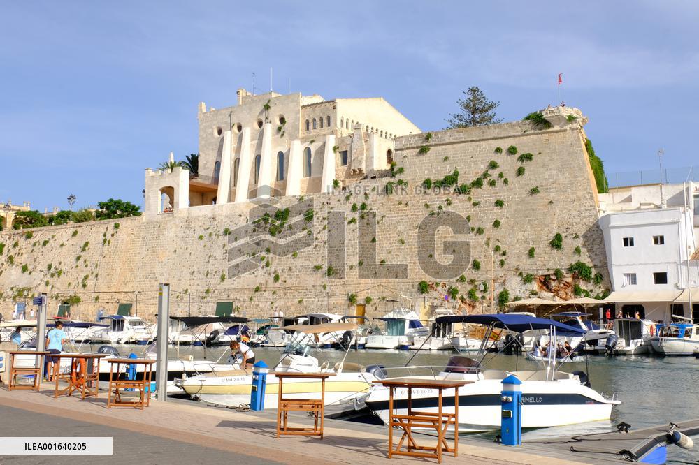 Ciutadella Illustration