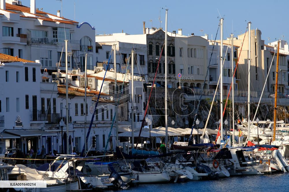 Ciutadella Illustration