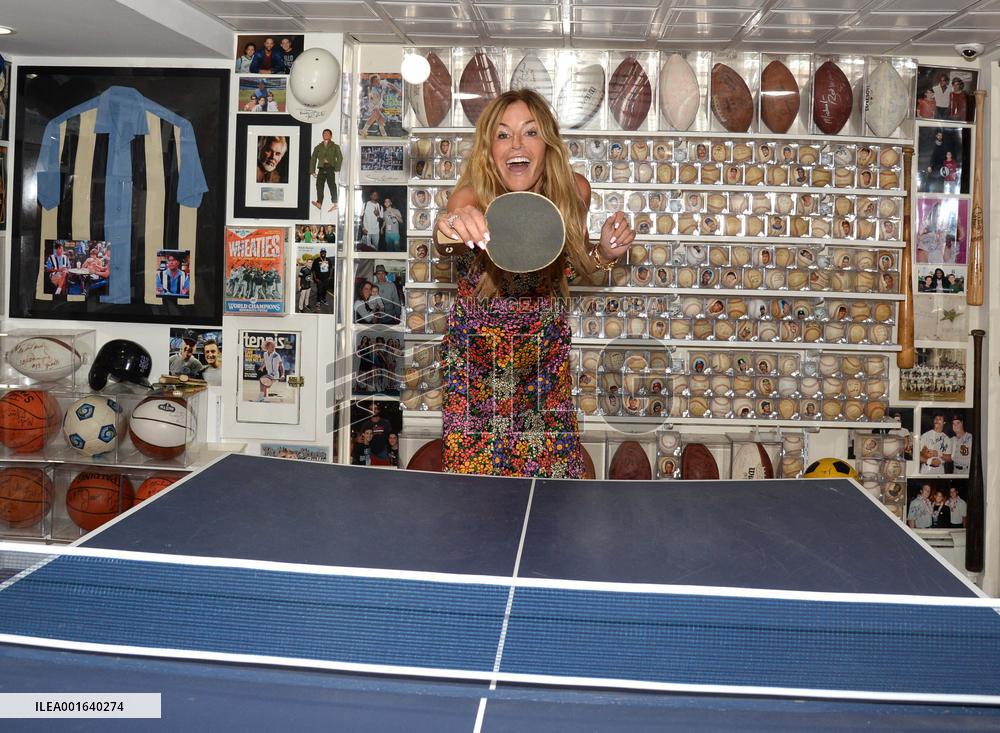 Kelly Bensimon Having Some Play Time - NYC
