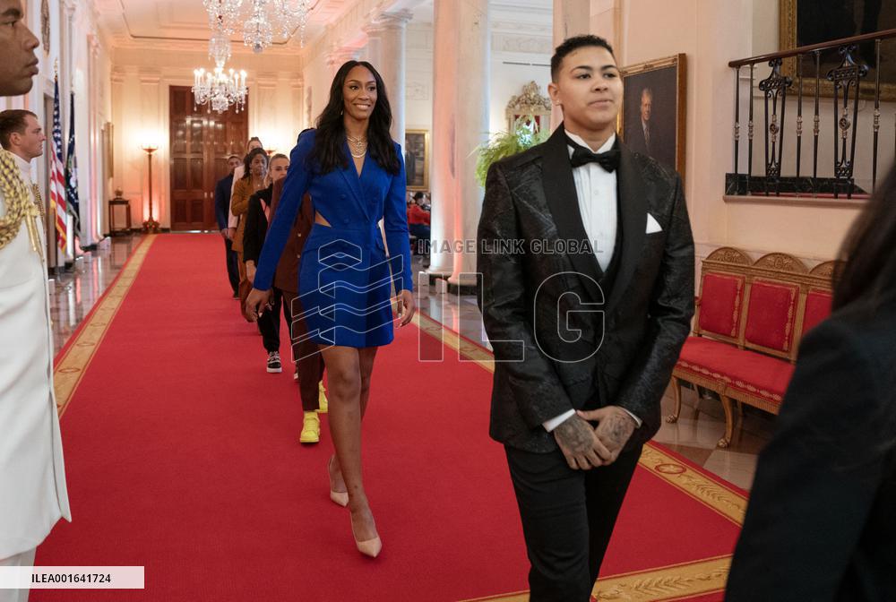 VP Harris Welcomes Las Vegas Aces to White House