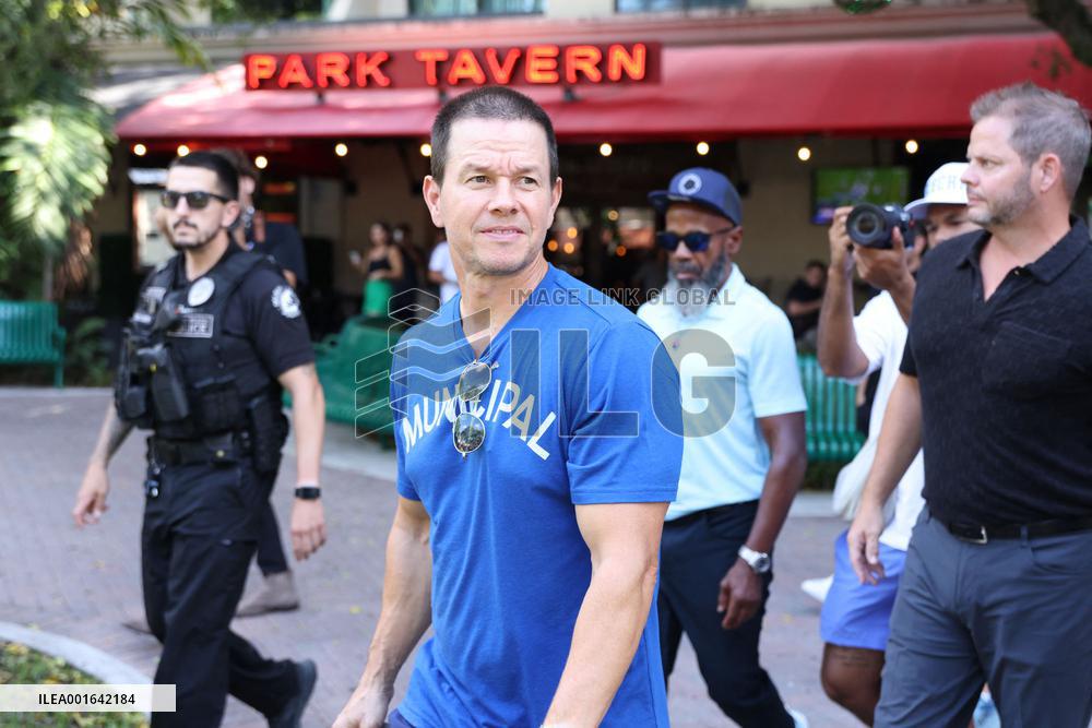 Mark Wahlberg spotted at Roccos Tacos Delray Beach