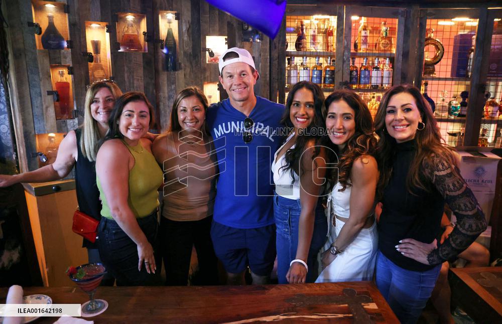Mark Wahlberg spotted at Roccos Tacos Delray Beach