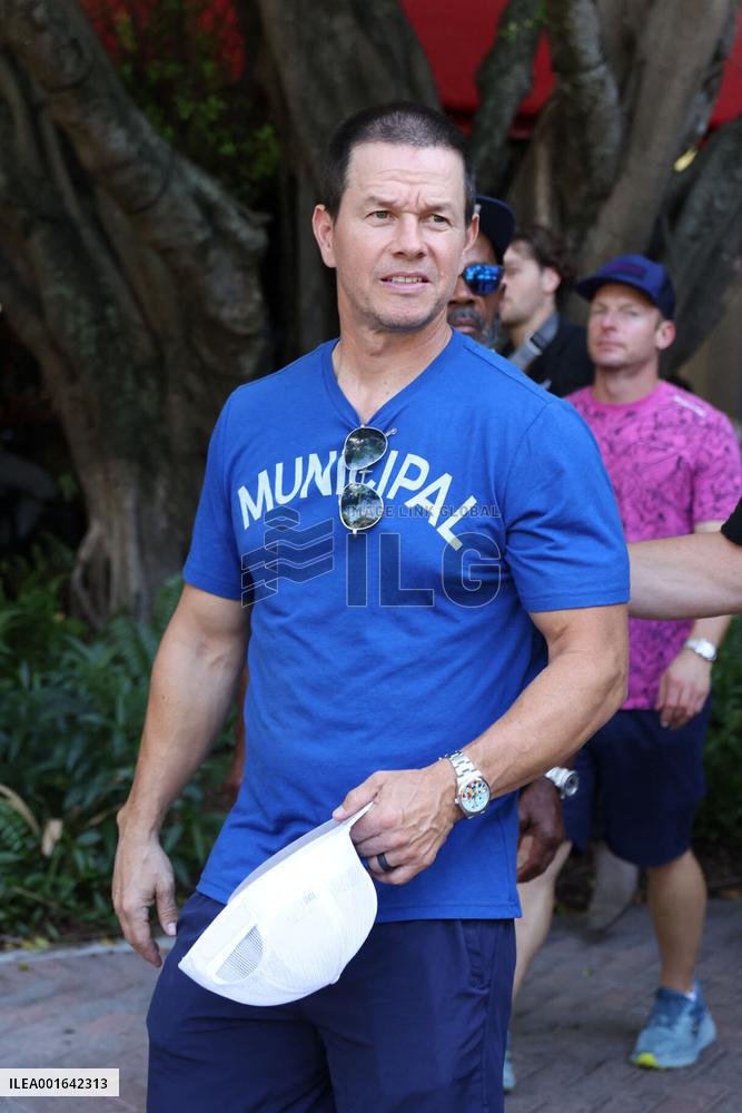 Mark Wahlberg spotted at Roccos Tacos Delray Beach