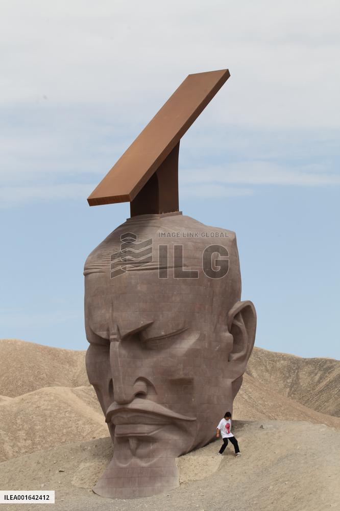 Gobi Desert Landmark Sculpture Works in Guazhou