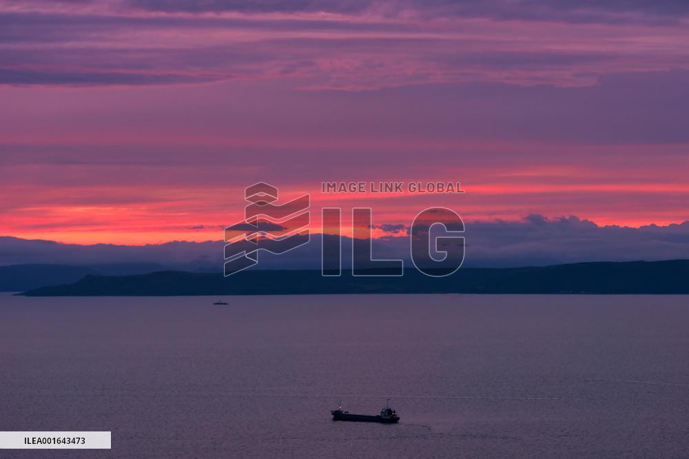 RUSSIA-VLADIVOSTOK-SUNSET