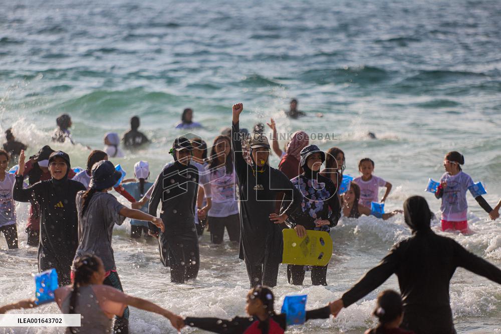 Swimming Carnival - Gaza