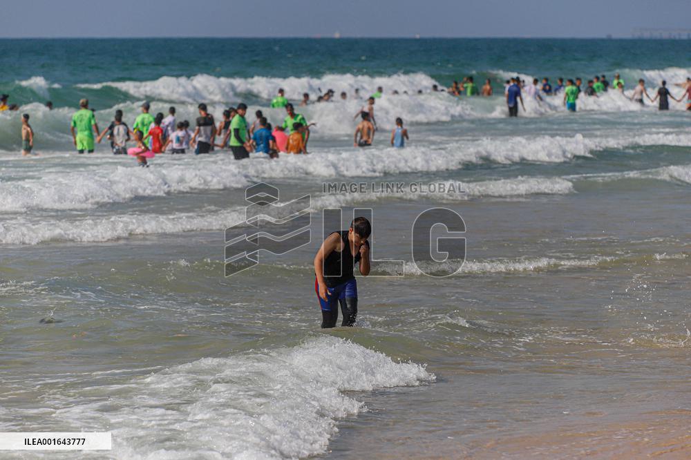 Swimming Carnival - Gaza
