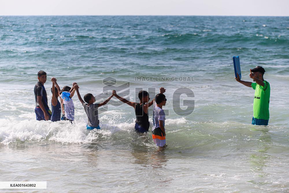 Swimming Carnival - Gaza
