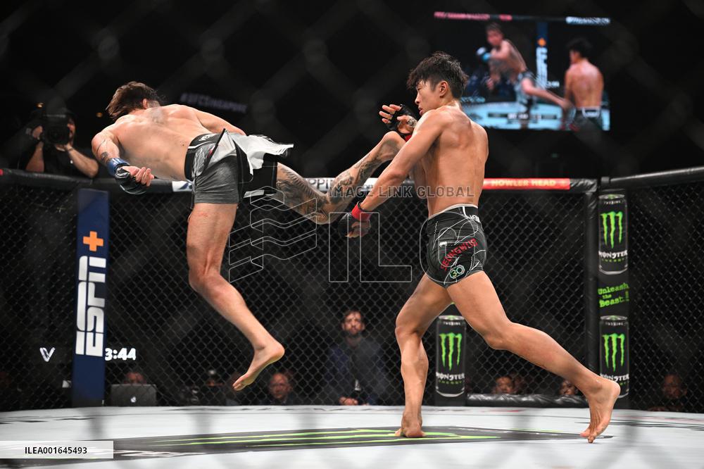 (SP)SINGAPORE-UFC FIGHT NIGHT-MEN'S FEATHERWEIGHT BOUT