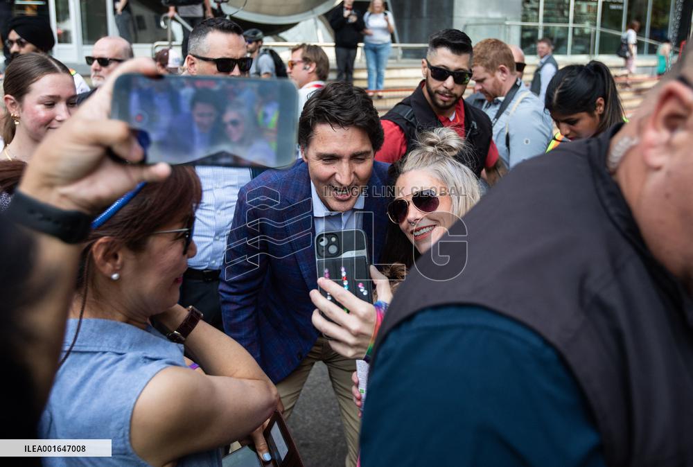 Trudeau Attends Events Alongside Daughter - Edmonton