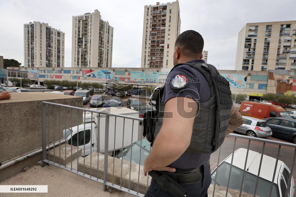 The CRS 8 in The "Cité of Pissevin" in Nimes after 2 dead in drug violence.