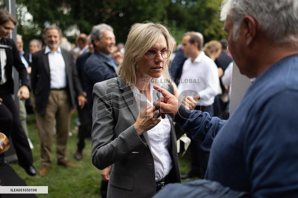 Elisabeth Borne attends Gerald Darmanin afternoon of discussion - Tourcoing