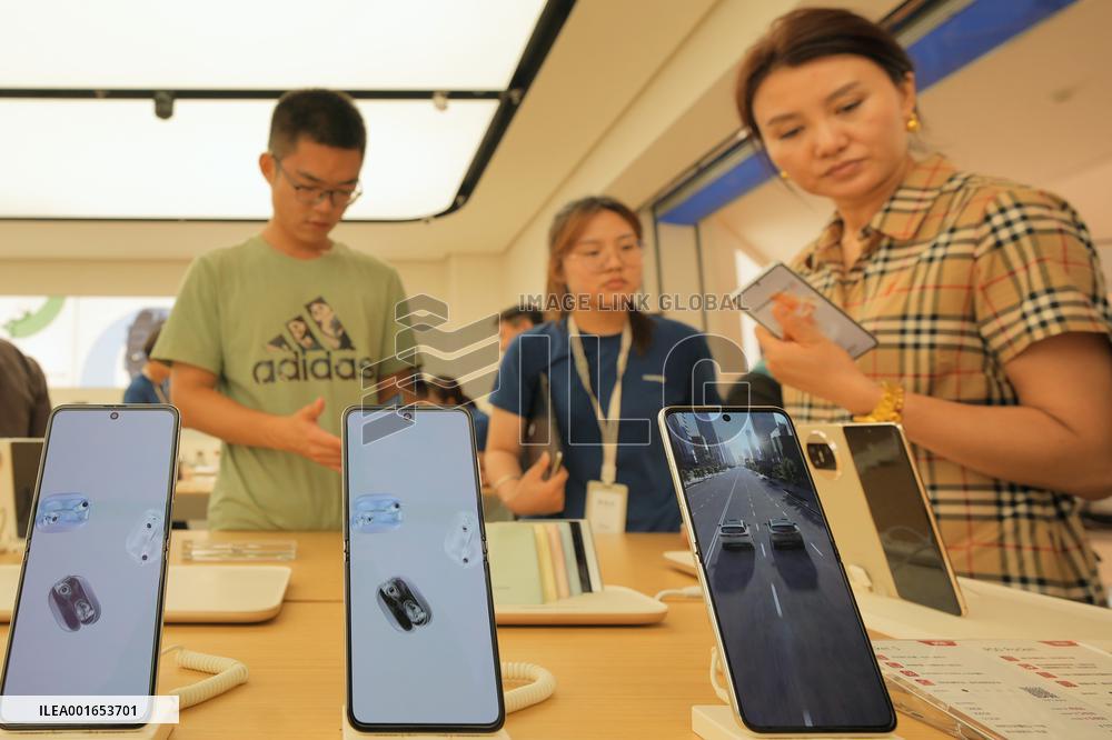 2023 Q2 China Smartphone Sales Declined