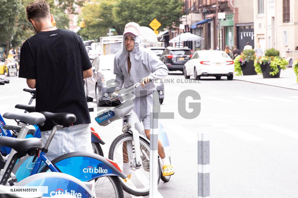 Justin Bieber And Hailey Bieber Out - NYC