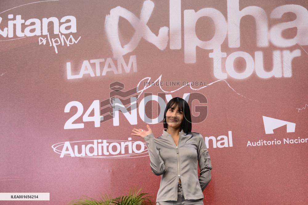 Aitana Press Conference - Mexico