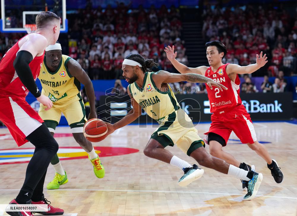 (SP)JAPAN-OKINAWA-BASKETBALL-FIBA WORLD CUP-GROUP E-AUS VS JPN