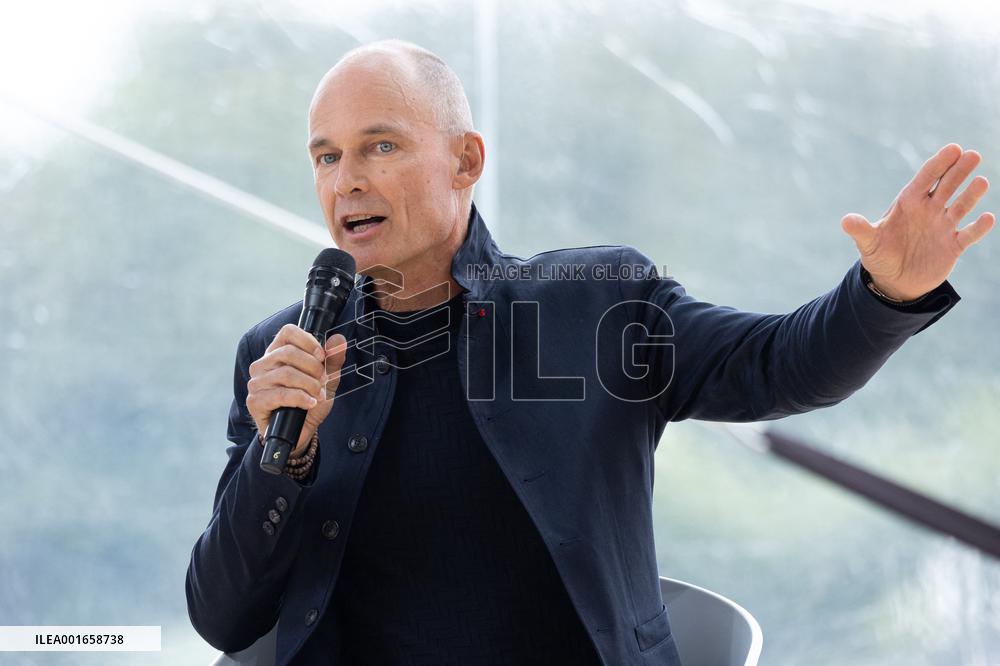 LaRef MEDEF meeting day 2 - Paris