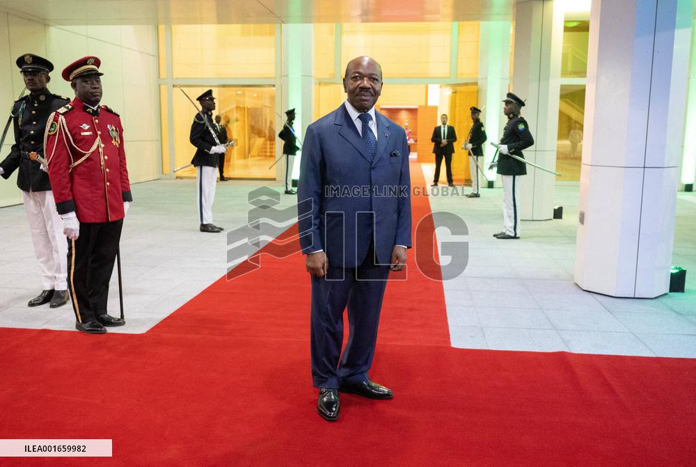 Army Officers Say They Are Taking Power - Gabon