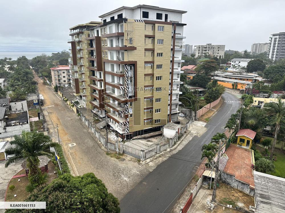 GABON-LIBREVILLE-MILITARY OFFICERS-POWER