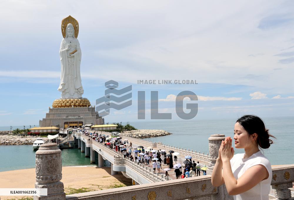The Tallest Guanyin Statue Sea Guanyin in the world