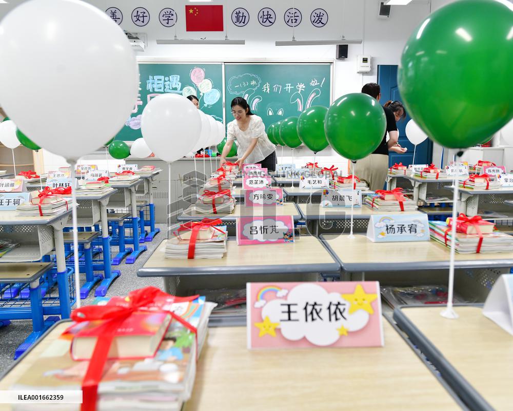 #CHINA-SCHOOLS-NEW SEMESTER (CN)