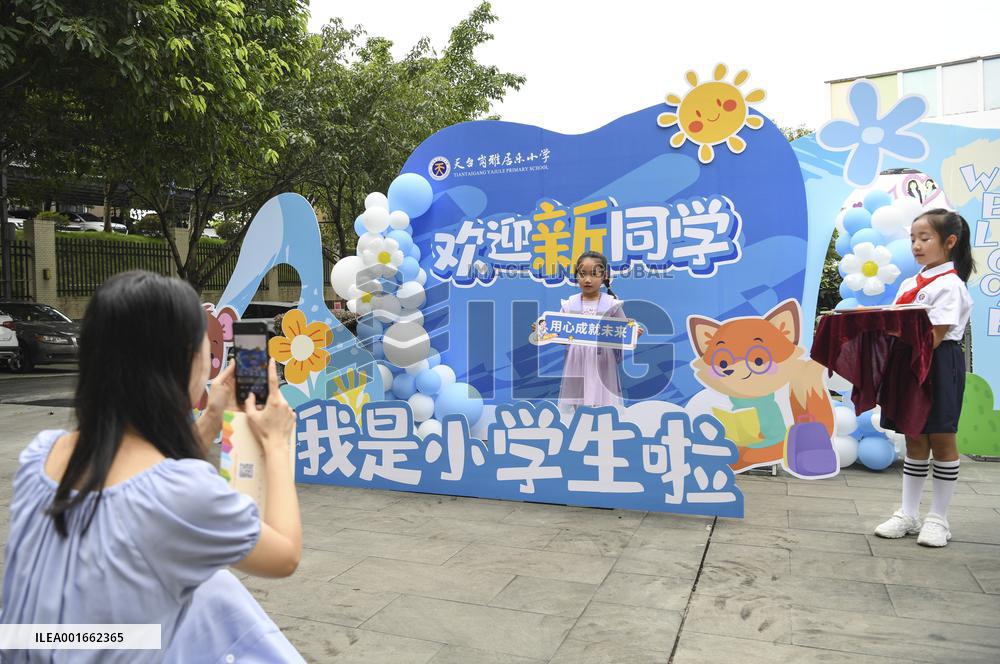 CHINA-SCHOOLS-NEW SEMESTER (CN)