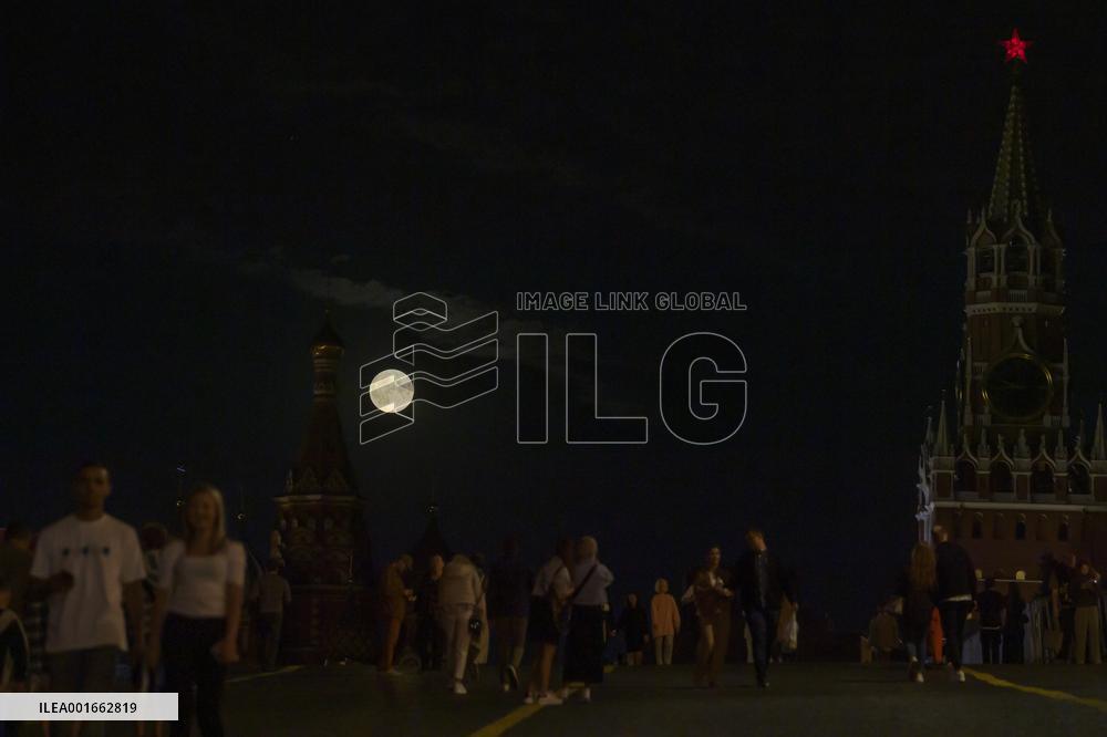 RUSSIA-MOSCOW-FULL MOON