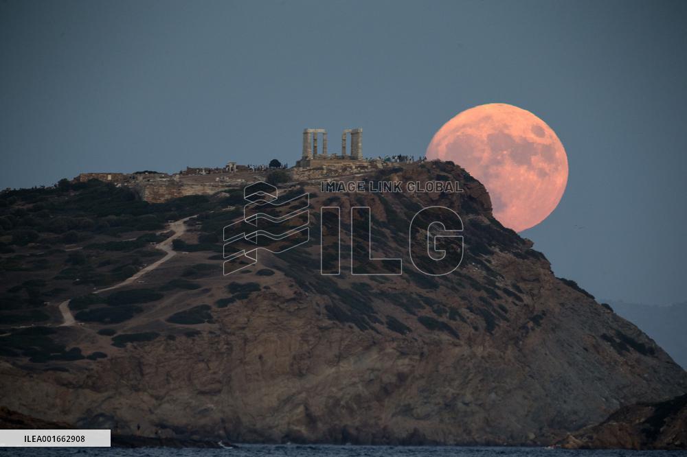 GREECE-CAPE SOUNION-FULL MOON