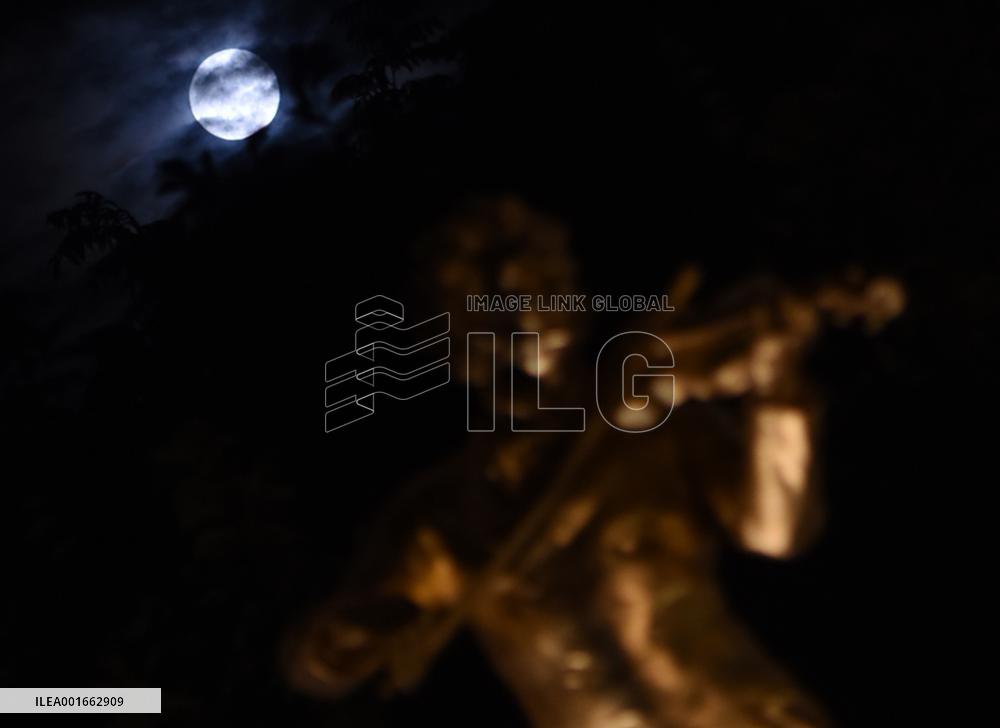 AUSTRIA-VIENNA-FULL MOON