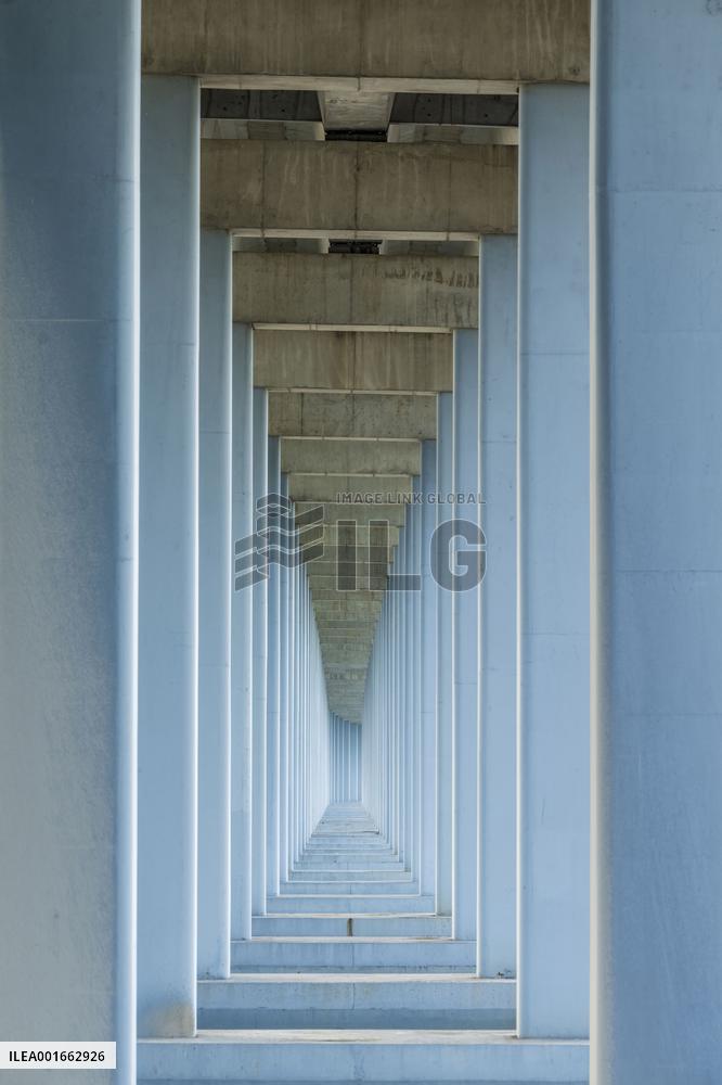 A view shows rows of deep piers of the sea-crossing bridge in Shenzhen, Guangdong province, China, Aug 15, 2023.