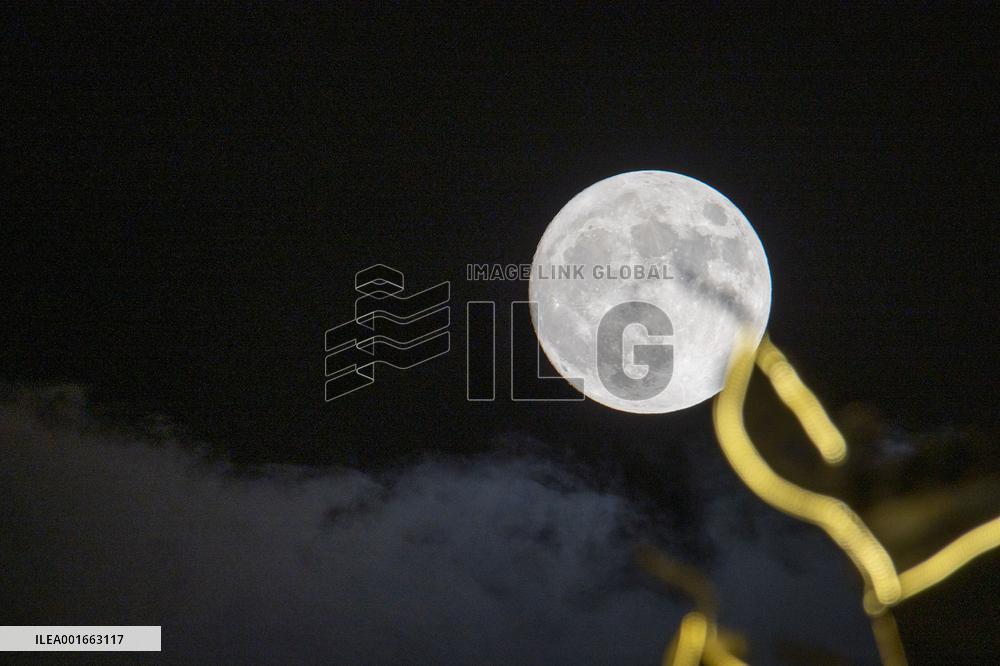 Supermoon Appear in Congjiang