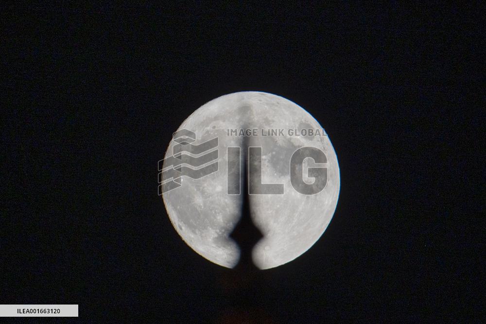 Supermoon Appear in Congjiang