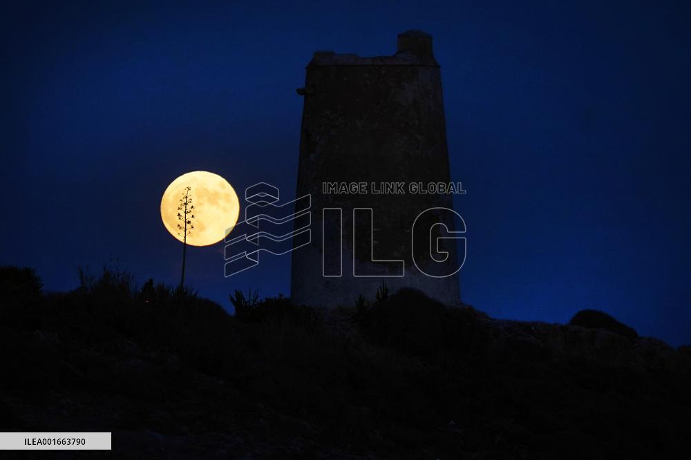 Super Blue Moon Rises Over Andalusia - Spain