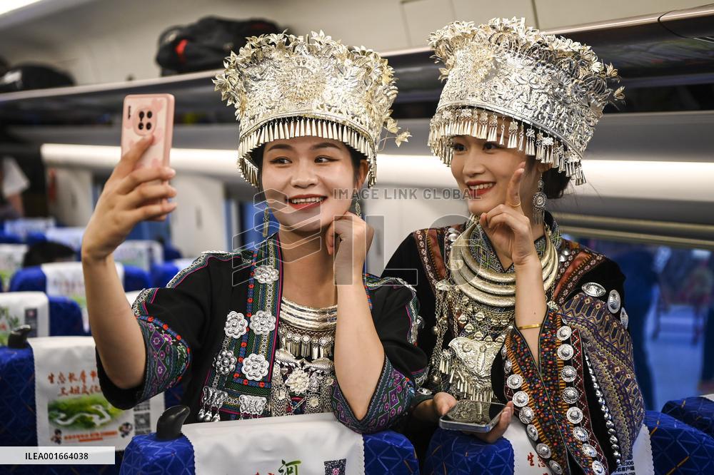 CHINA-NANNING-GUIYANG-HIGH-SPEED RAILWAY-FULL SERVICES (CN)