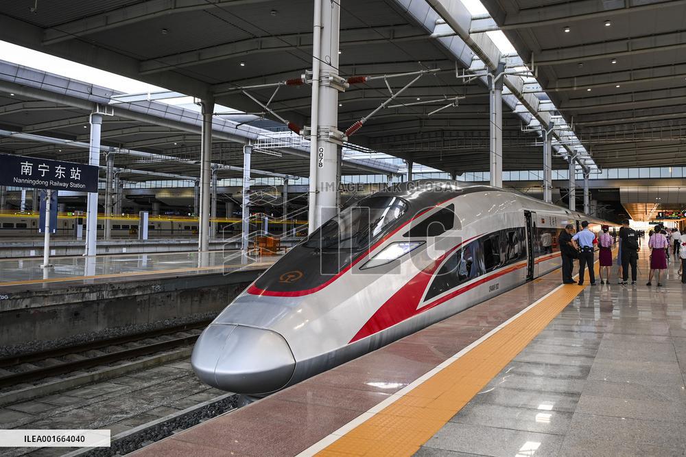 CHINA-NANNING-GUIYANG-HIGH-SPEED RAILWAY-FULL SERVICES (CN)