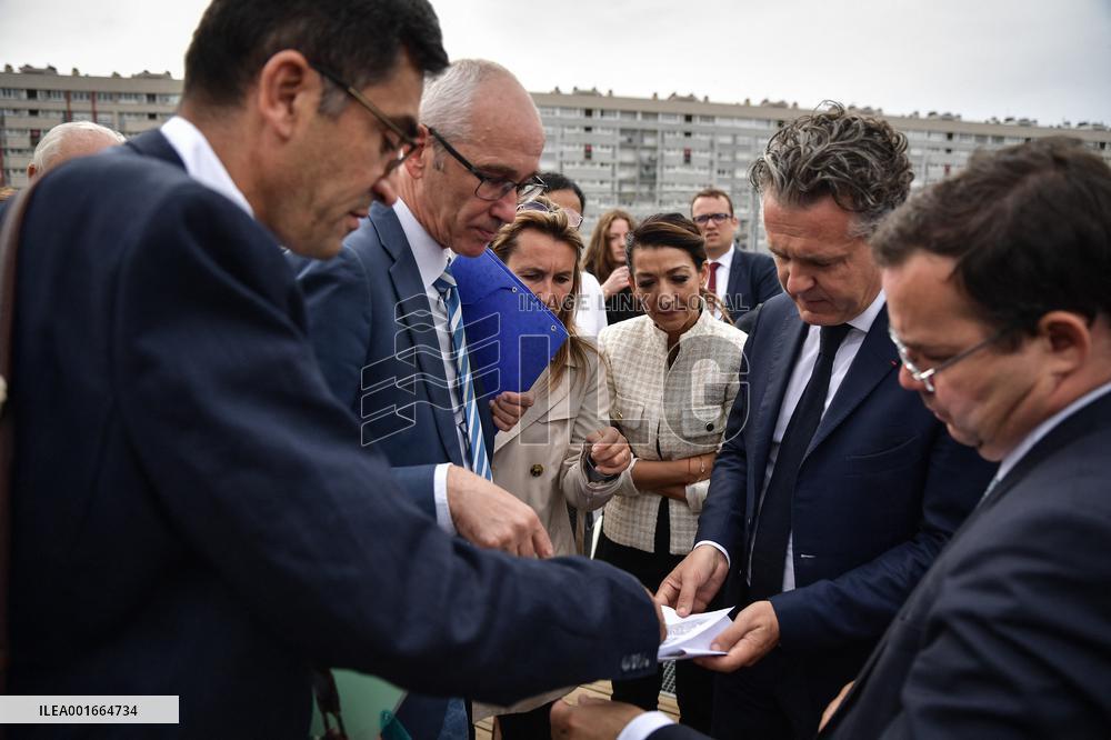 Ministerial Visit To Gennevilliers