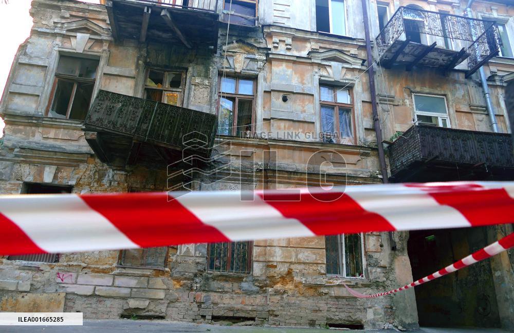 Residential building wall collapses in Odesa