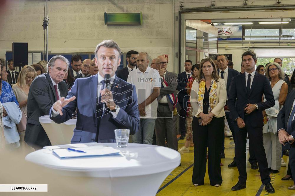 President Macron Visit To Argensol Vocational School - Orange