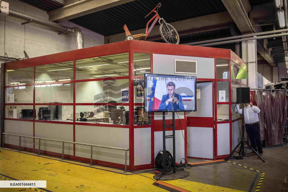 President Macron Visit To Argensol Vocational School - Orange