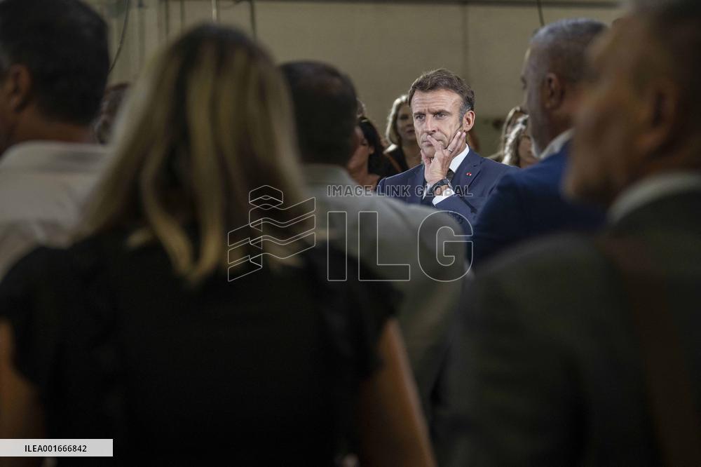 President Macron Visit To Argensol Vocational School - Orange