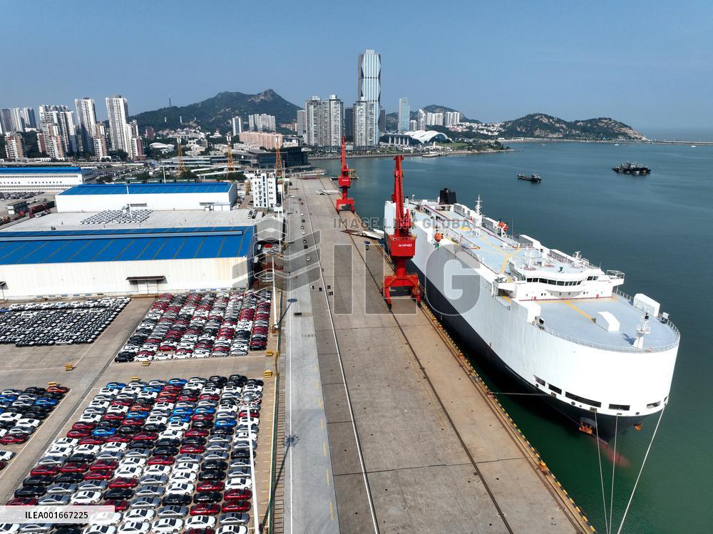 Vehicles Export in Lianyungang Port