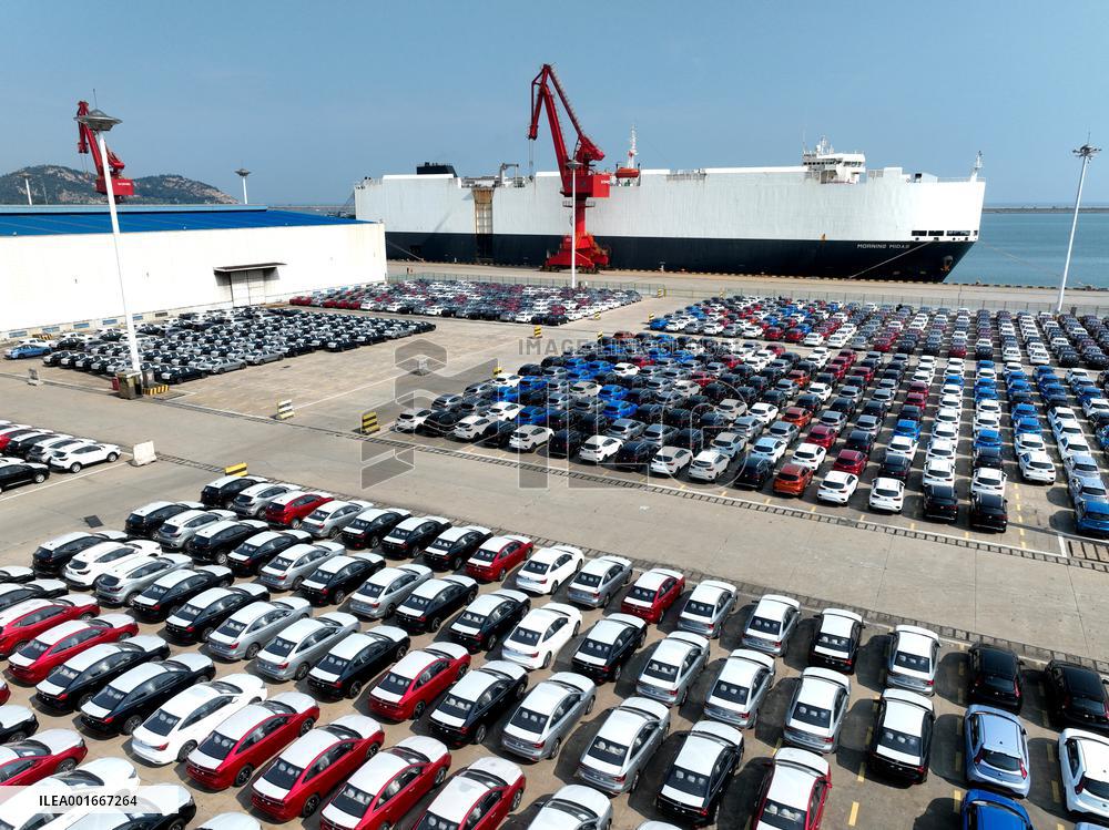 Vehicles Export in Lianyungang Port