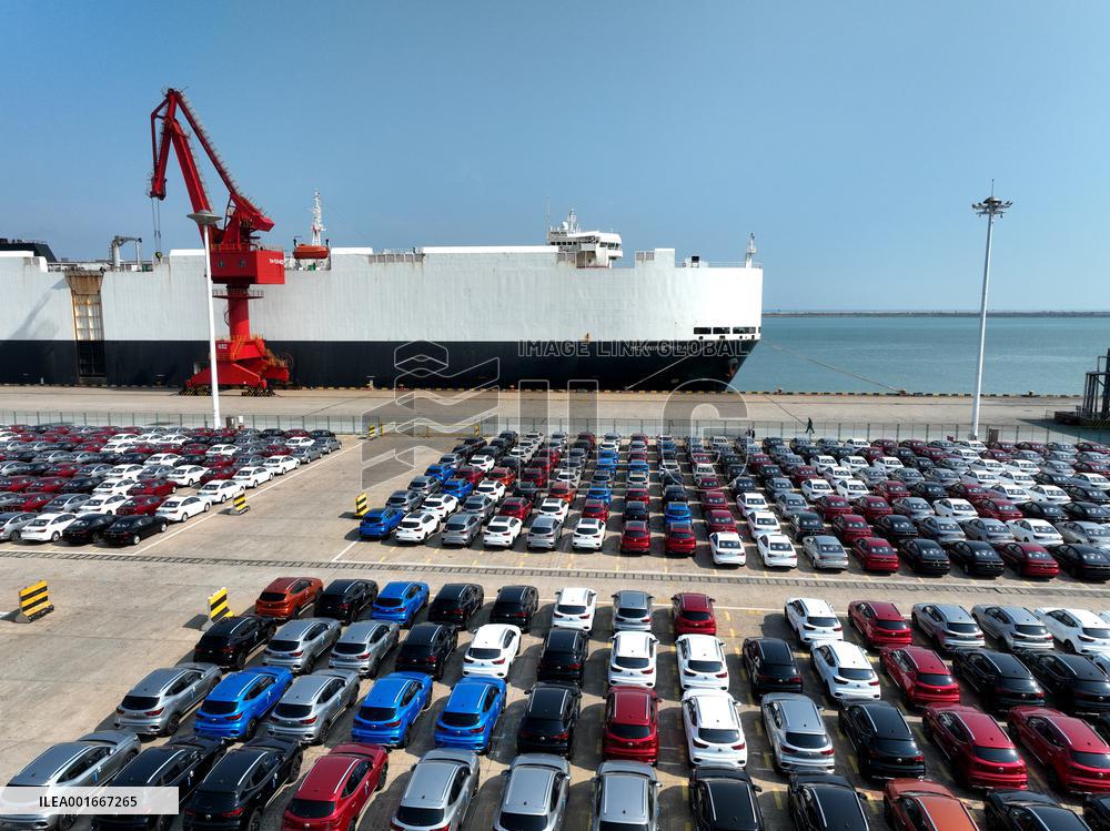 Vehicles Export in Lianyungang Port