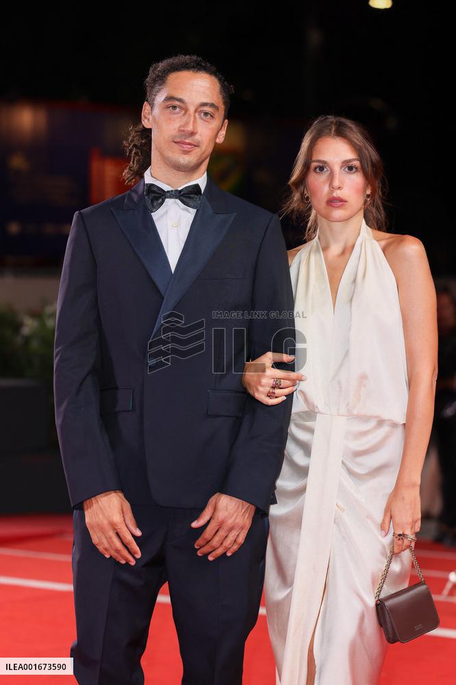 Venice - Finalmente L'Alba Premiere