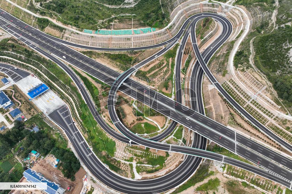 China First Zero-carbon Highway