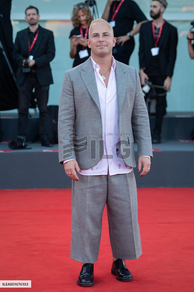 Venice Maestro Premiere