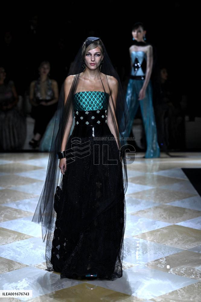 Giorgio Armani One Night In Venice Show